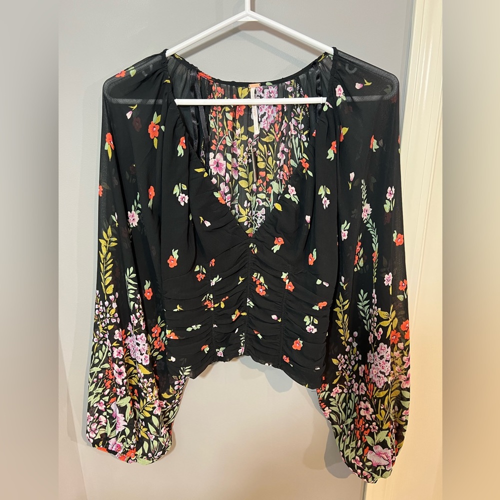 NWT Free People Bubble Sleeve Floral Blouse